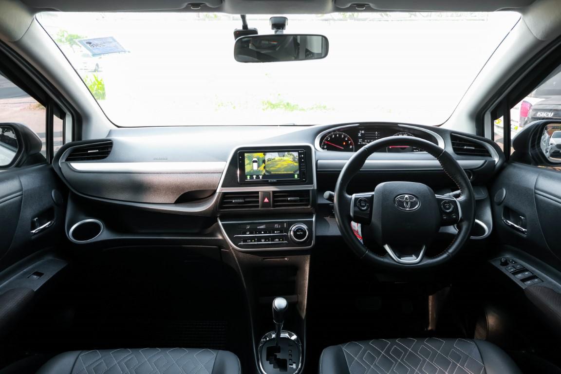 Toyota Sienta 1.5V MNC 2023 *RK2134*